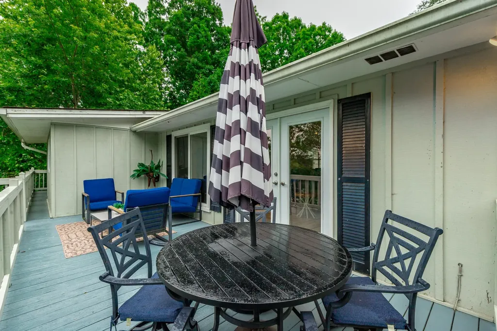 1043 Clift Cave Drive Soddy Daisy TN 37379