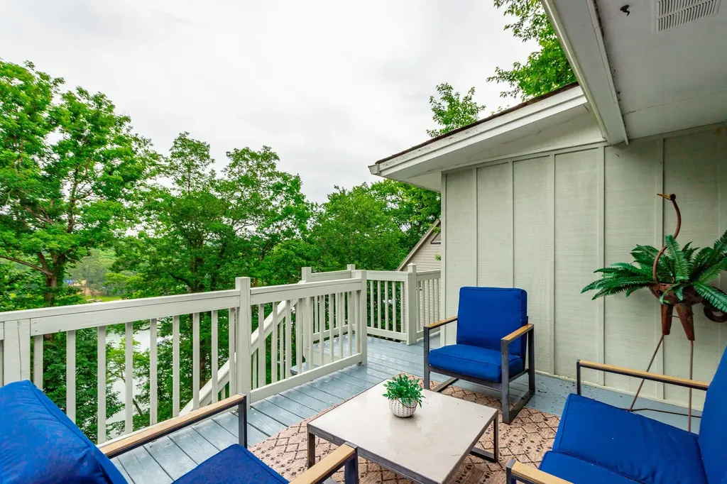 1043 Clift Cave Drive Soddy Daisy TN 37379