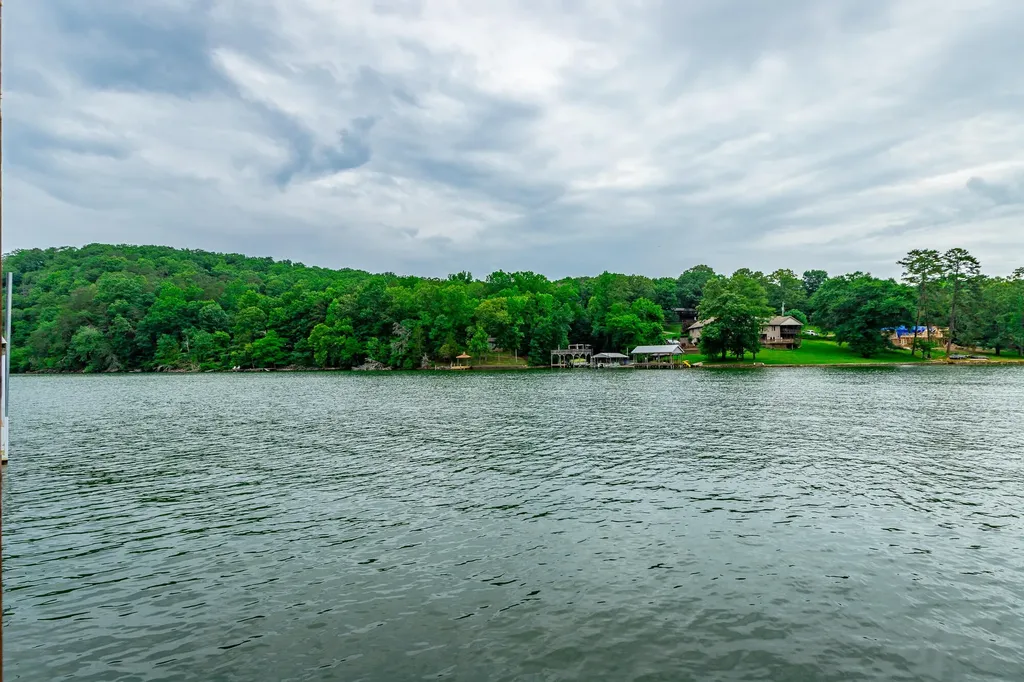 1043 Clift Cave Drive Soddy Daisy TN 37379