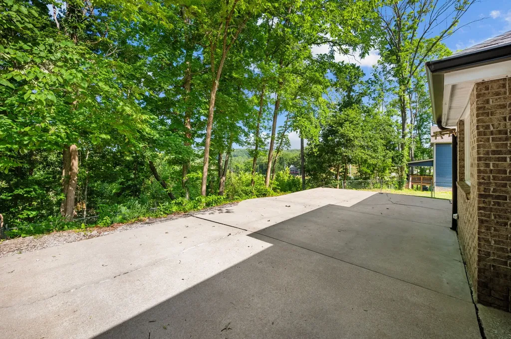 1804 Warfield Drive Clarksville TN 37043