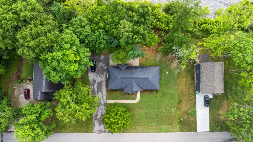1804 Warfield Drive Clarksville TN 37043