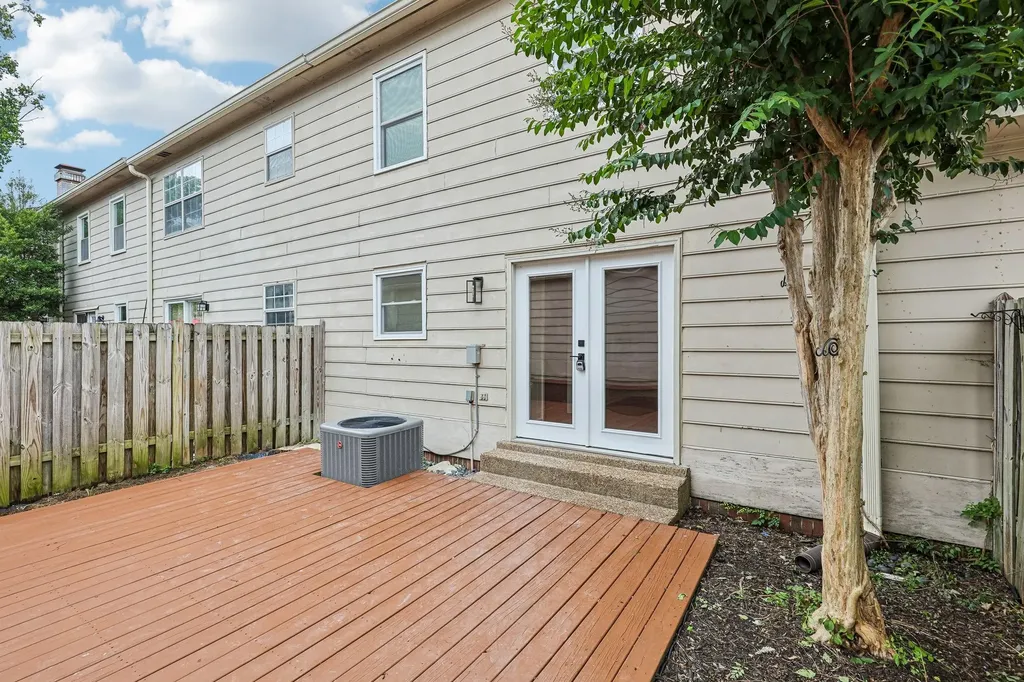 3880 Priest Lake Drive Nashville TN 37217
