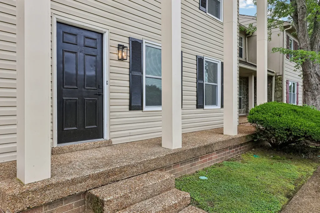 3880 Priest Lake Drive Nashville TN 37217
