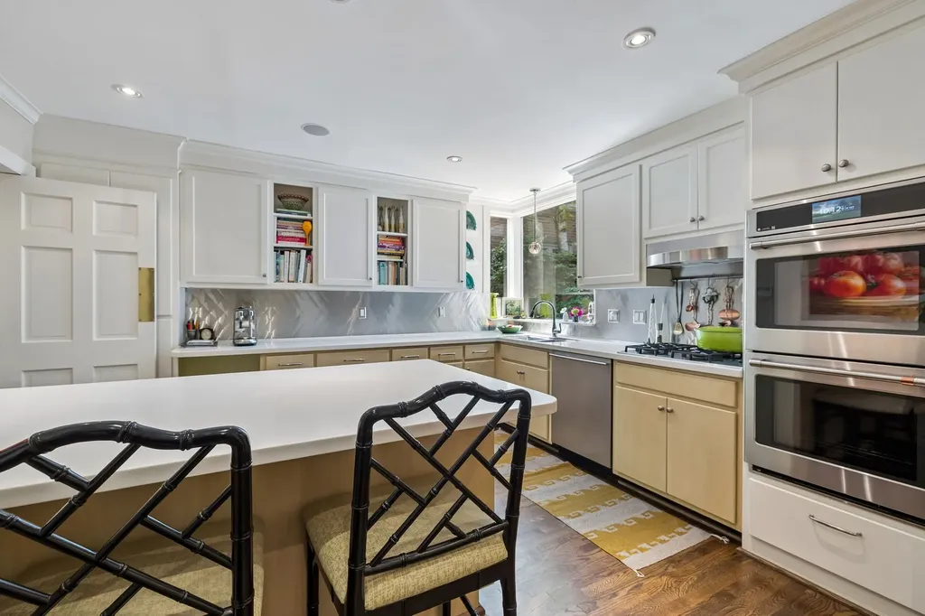 2200 Harding Place Nashville TN 37215