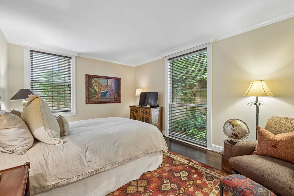 2200 Harding Place Nashville TN 37215