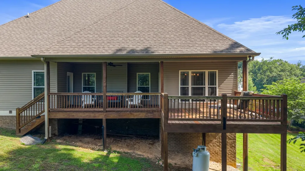240 Lower Woods Trl, NE Cleveland TN 37323