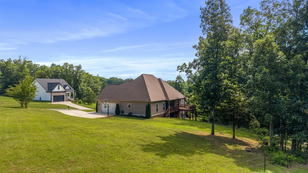 240 Lower Woods Trl, NE Cleveland TN 37323