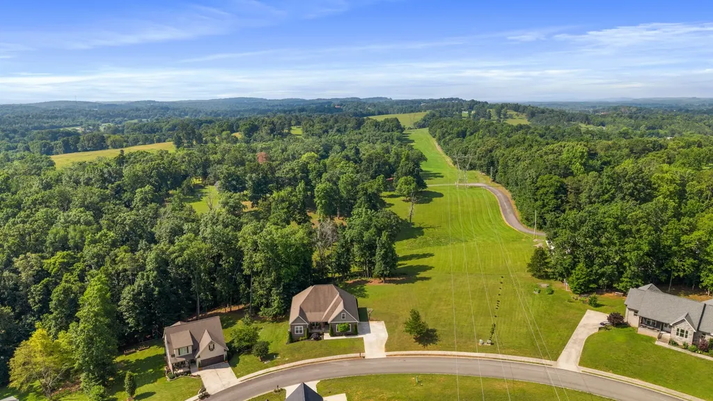 240 Lower Woods Trl, NE Cleveland TN 37323