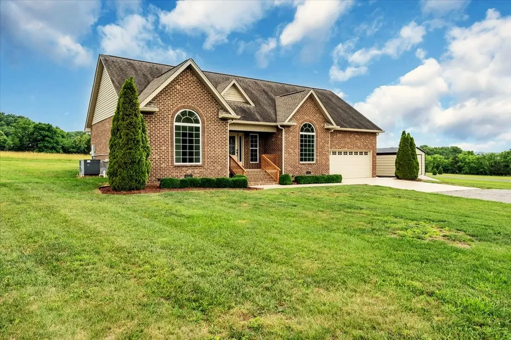 2467 Ben Green Road Lebanon TN 37090