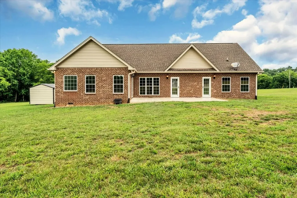 2467 Ben Green Road Lebanon TN 37090