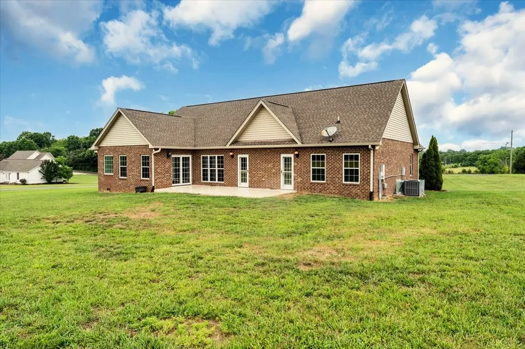 2467 Ben Green Road Lebanon TN 37090