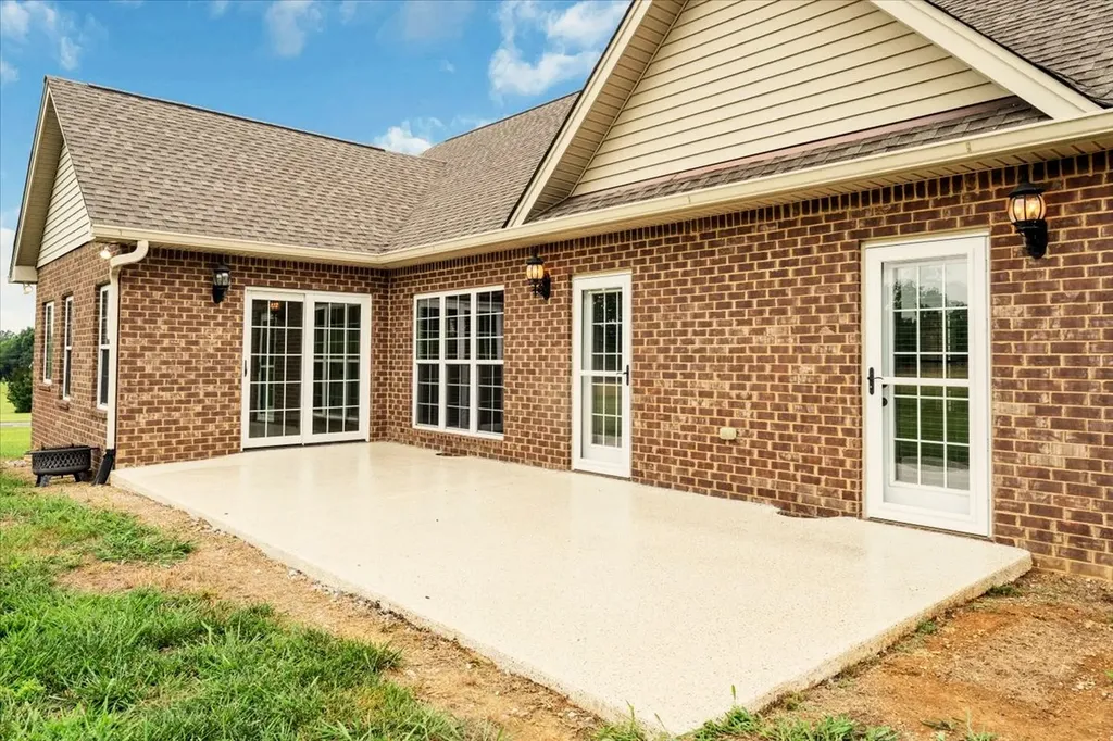 2467 Ben Green Road Lebanon TN 37090
