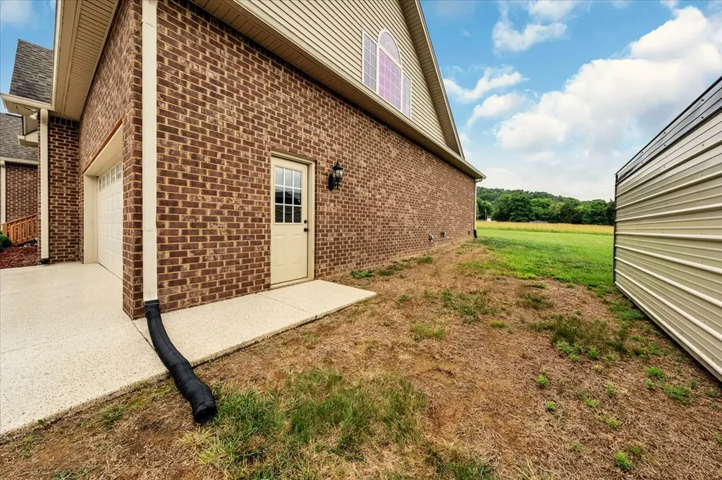 2467 Ben Green Road Lebanon TN 37090