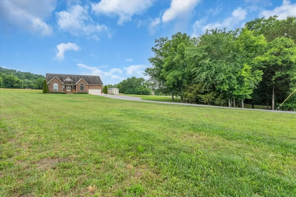 2467 Ben Green Road Lebanon TN 37090