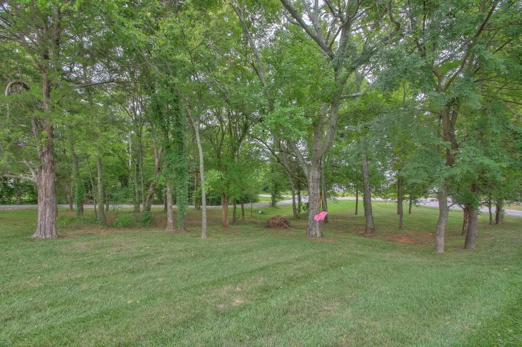 2467 Ben Green Road Lebanon TN 37090