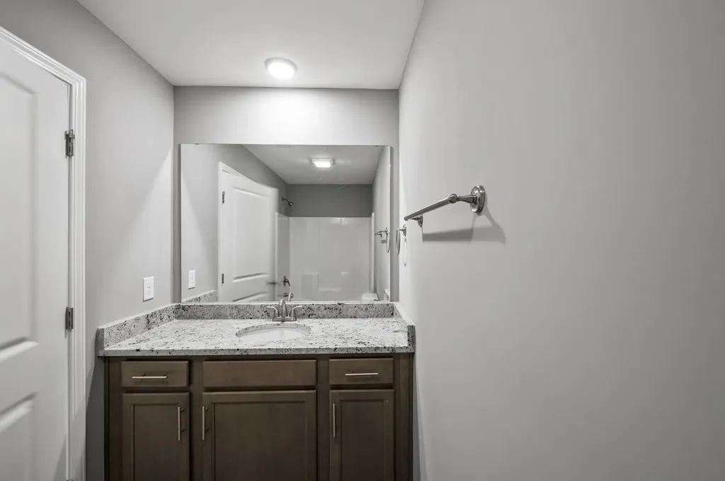 166 Oasis Drive La Vergne TN 37086