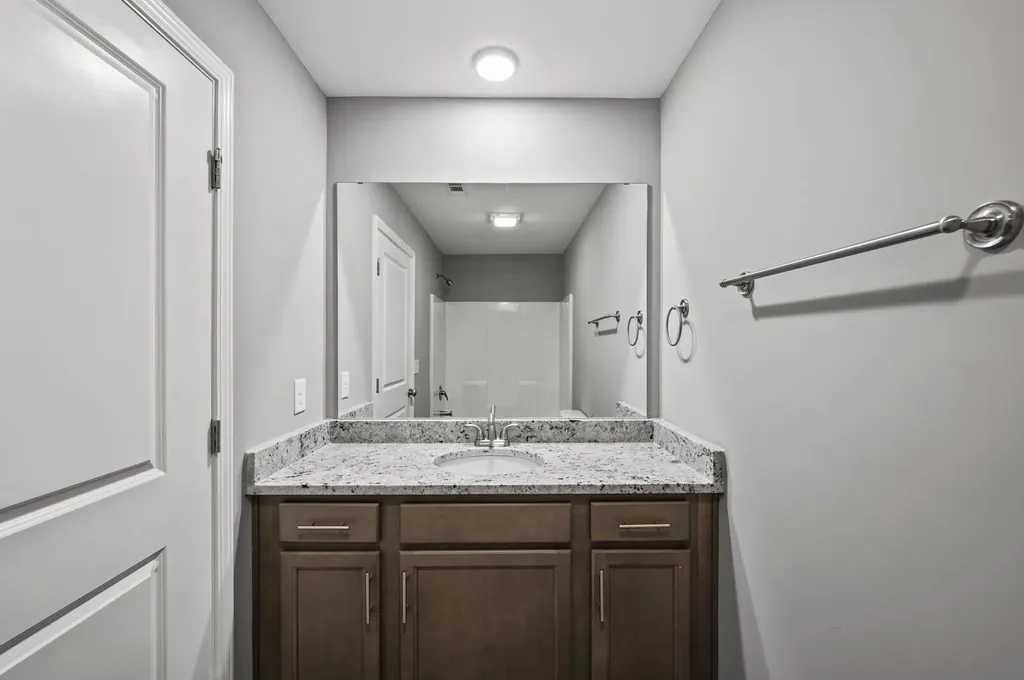 166 Oasis Drive La Vergne TN 37086