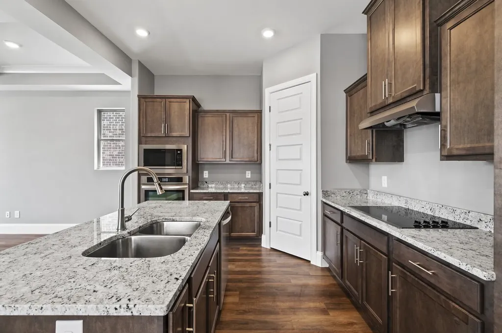 166 Oasis Drive La Vergne TN 37086