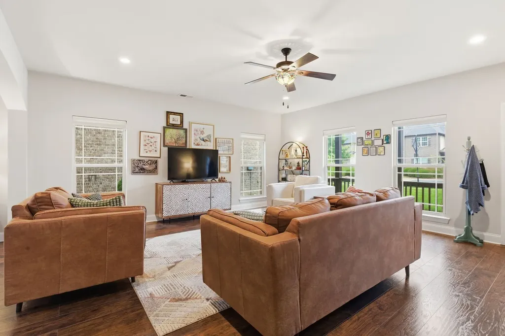 2178 Cason Lane Murfreesboro TN 37128