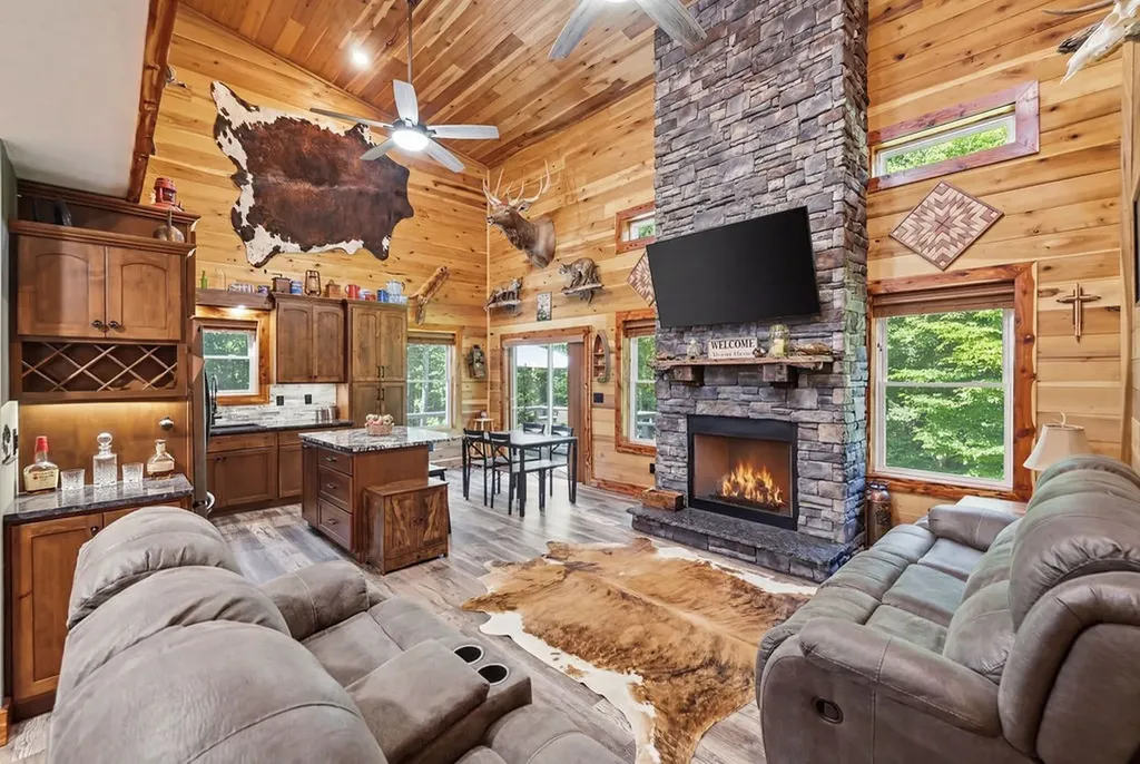 570 Bobcat Trail Dover TN 37058