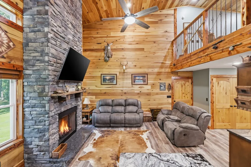 570 Bobcat Trail Dover TN 37058