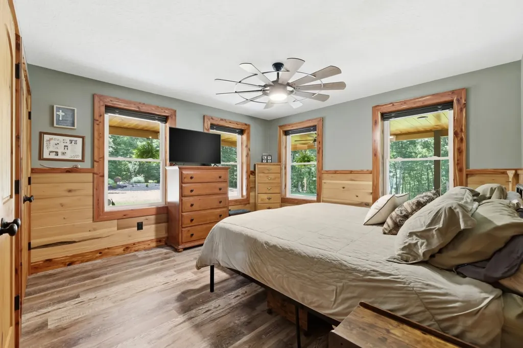 570 Bobcat Trail Dover TN 37058
