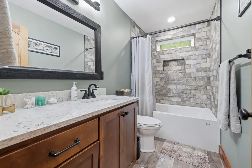 570 Bobcat Trail Dover TN 37058