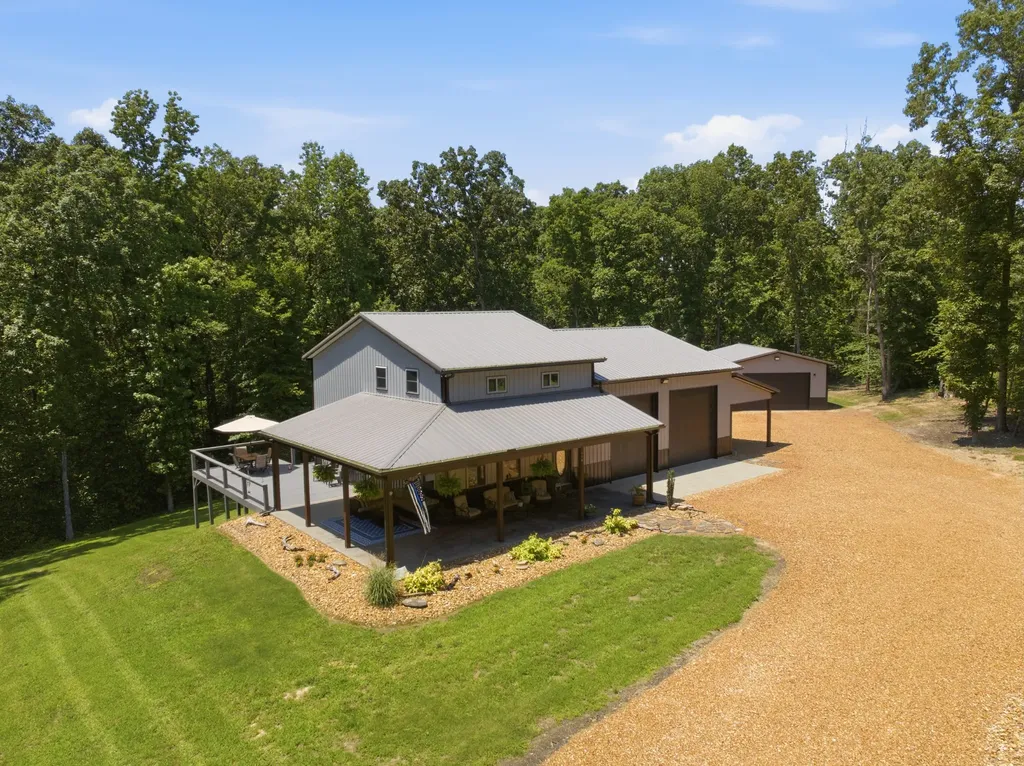 570 Bobcat Trail Dover TN 37058