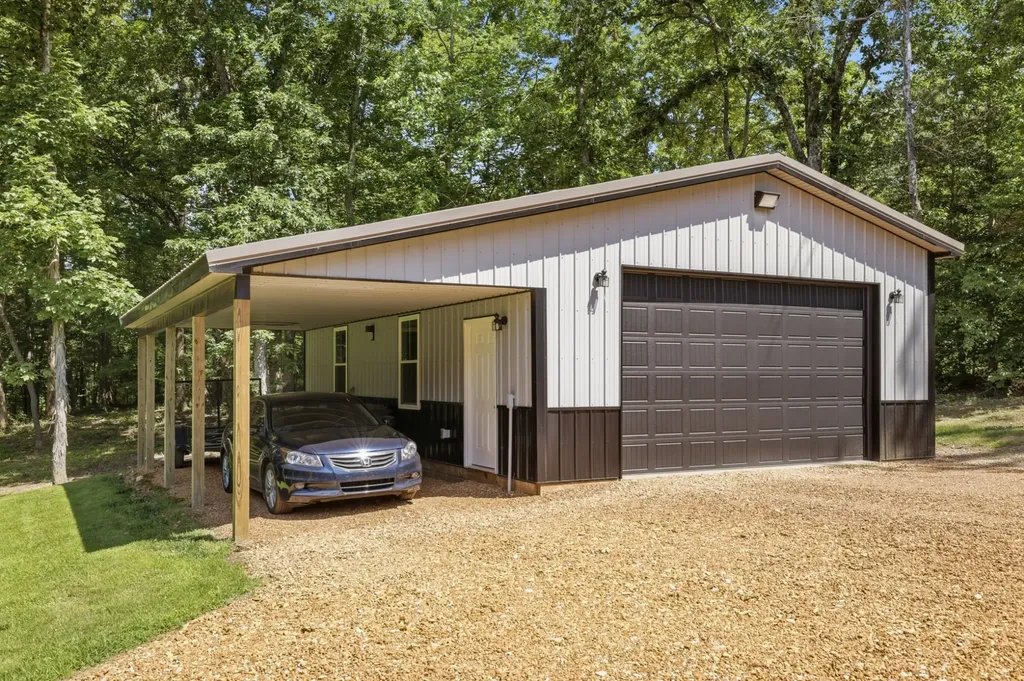 570 Bobcat Trail Dover TN 37058