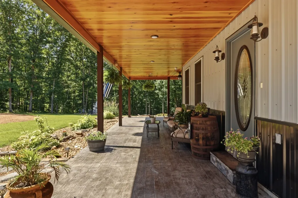 570 Bobcat Trail Dover TN 37058