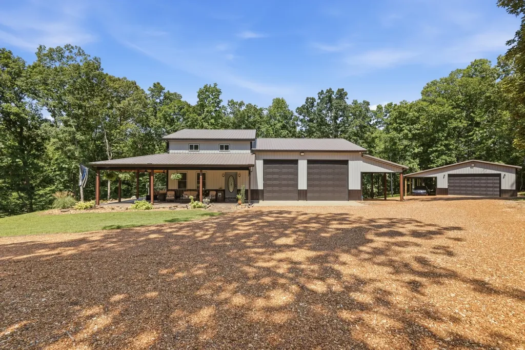 570 Bobcat Trail Dover TN 37058