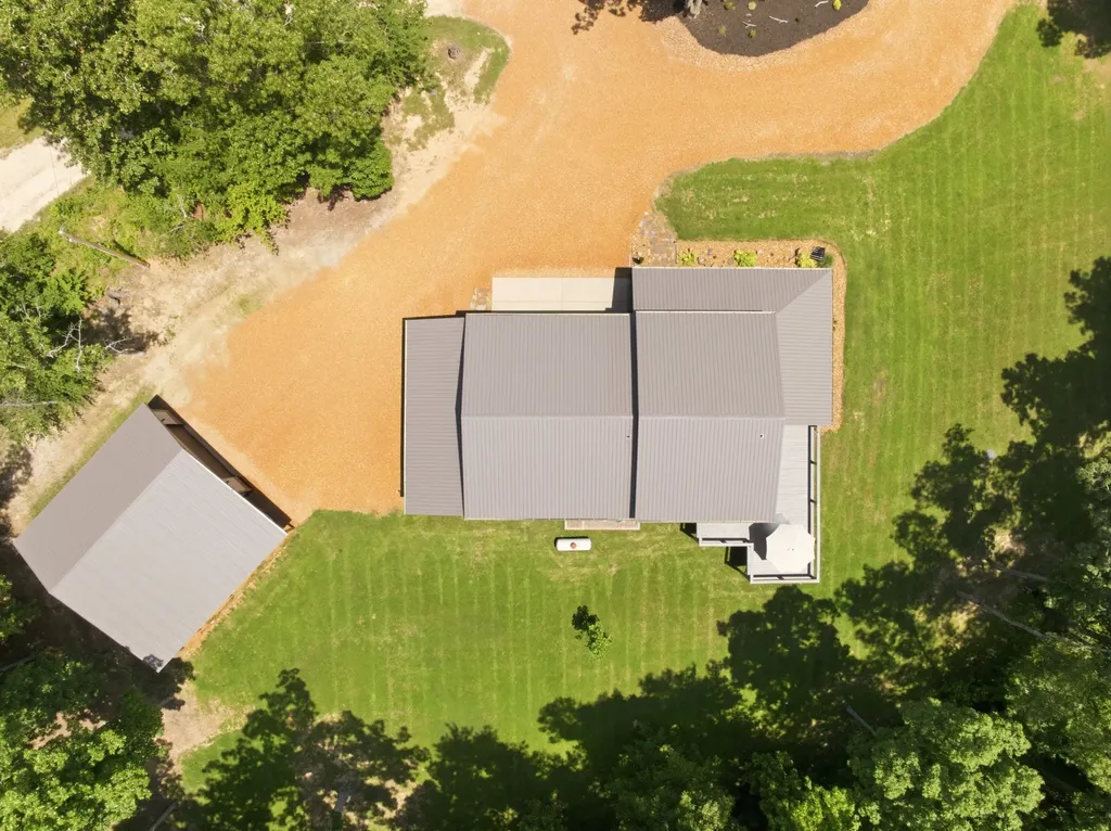 570 Bobcat Trail Dover TN 37058