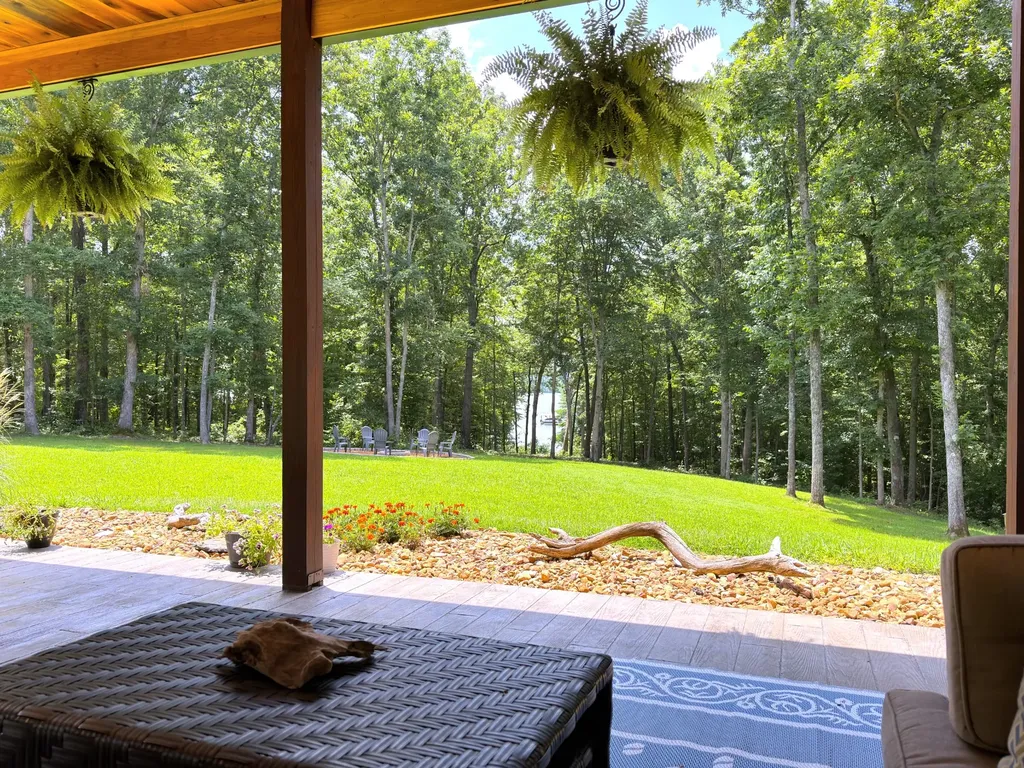 570 Bobcat Trail Dover TN 37058