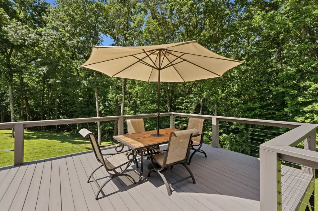 570 Bobcat Trail Dover TN 37058