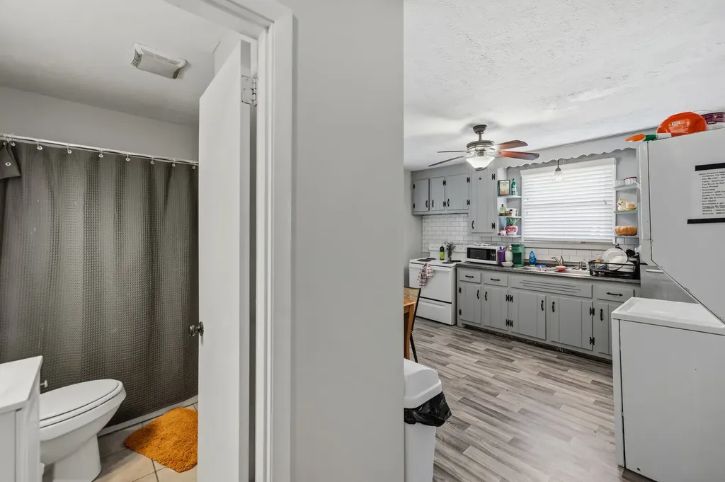 911 Chicamauga Avenue Nashville TN 37206