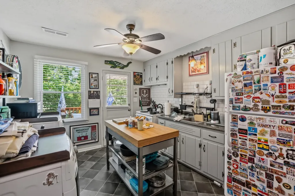 911 Chicamauga Avenue Nashville TN 37206