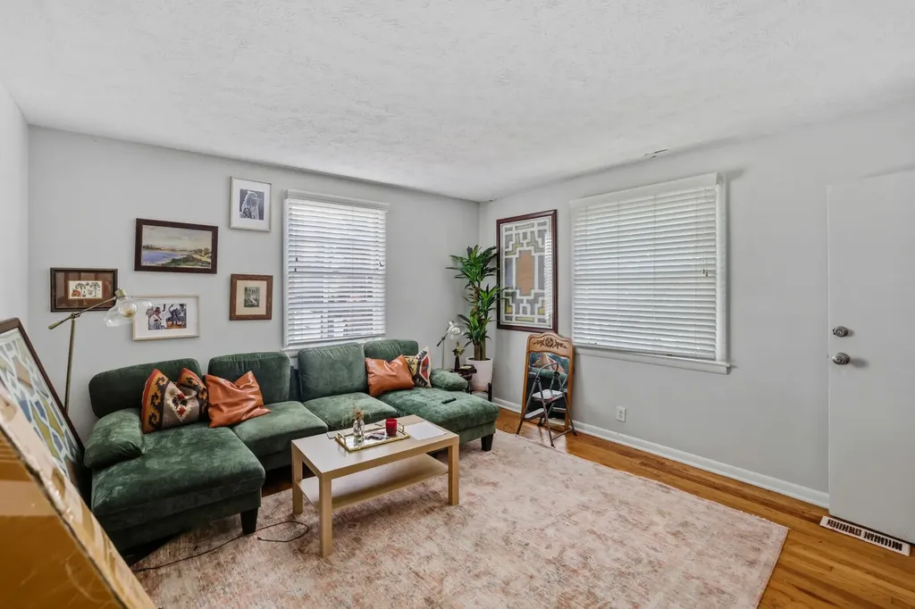 911 Chicamauga Avenue Nashville TN 37206