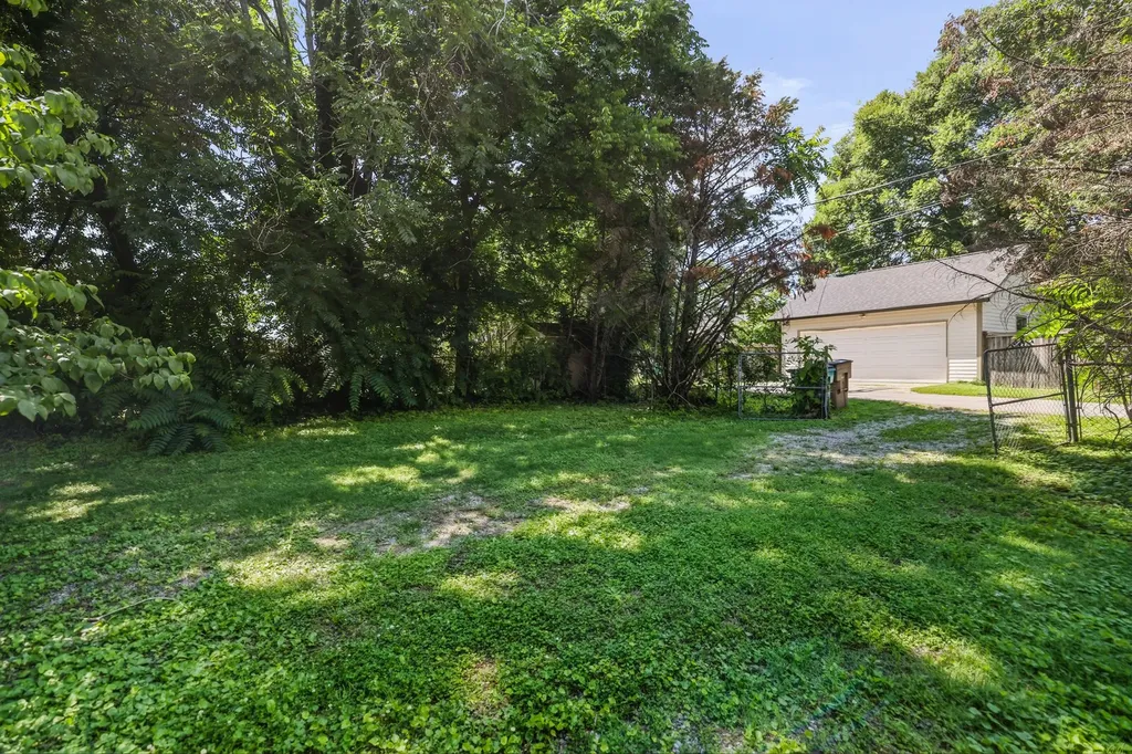 911 Chicamauga Avenue Nashville TN 37206