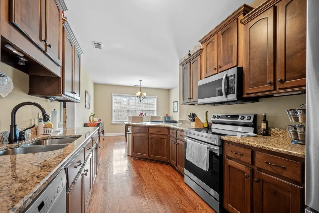 105 Sagamore Trace Hendersonville TN 37075