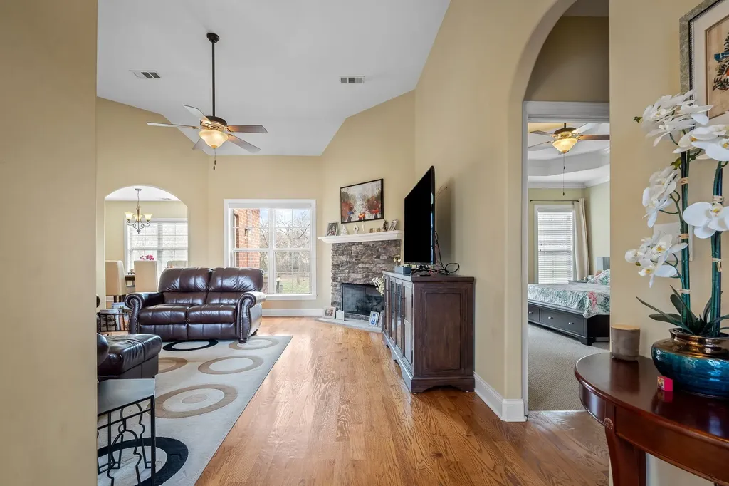 105 Sagamore Trace Hendersonville TN 37075