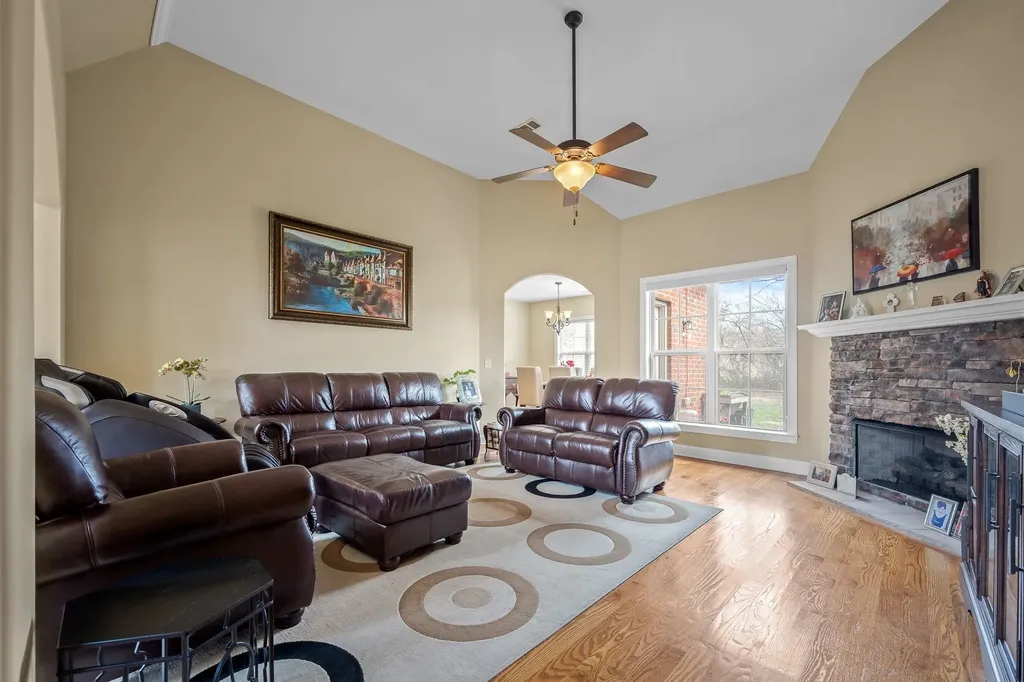 105 Sagamore Trace Hendersonville TN 37075