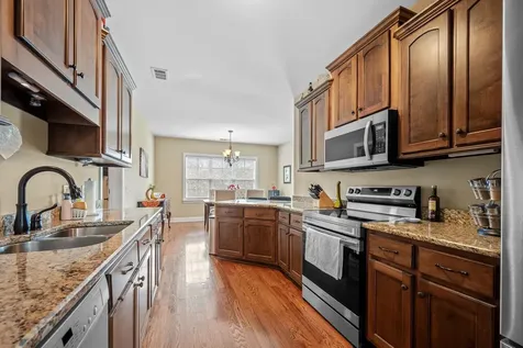 105 Sagamore Trace Hendersonville TN 37075