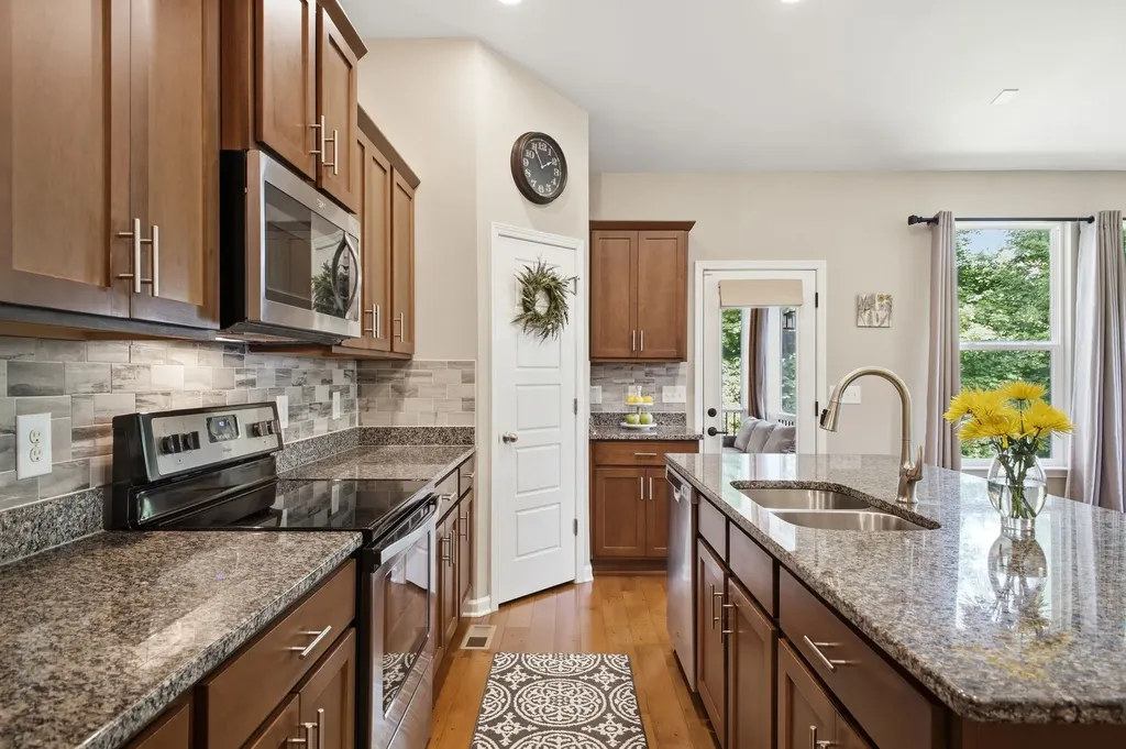 2753 Alvin Sperry Pass Mount Juliet TN 37122