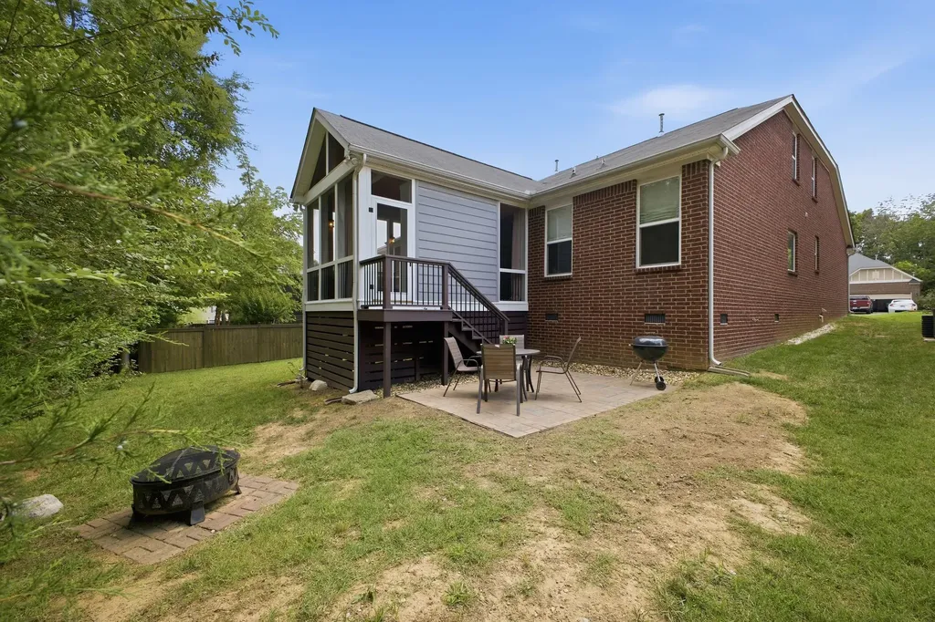 2753 Alvin Sperry Pass Mount Juliet TN 37122
