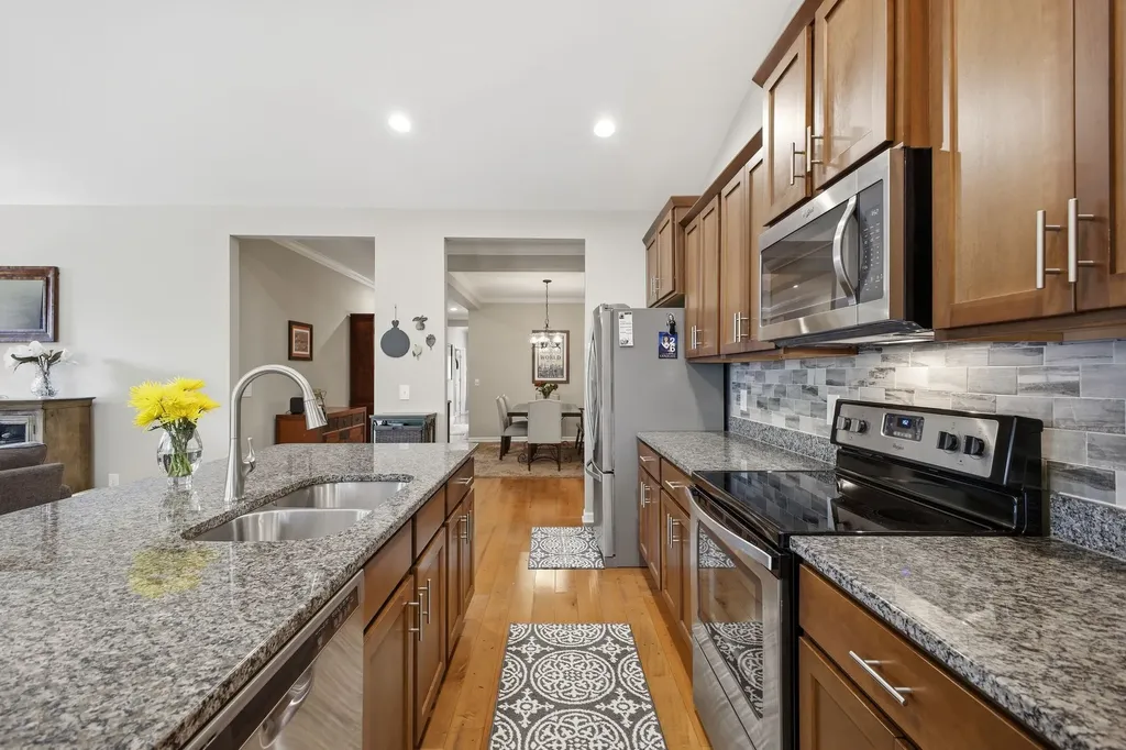 2753 Alvin Sperry Pass Mount Juliet TN 37122