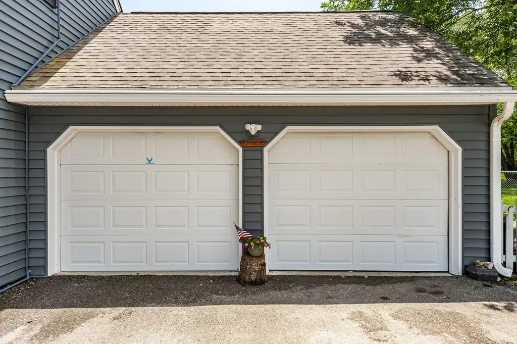 1511 Long Hollow Pike Gallatin TN 37066
