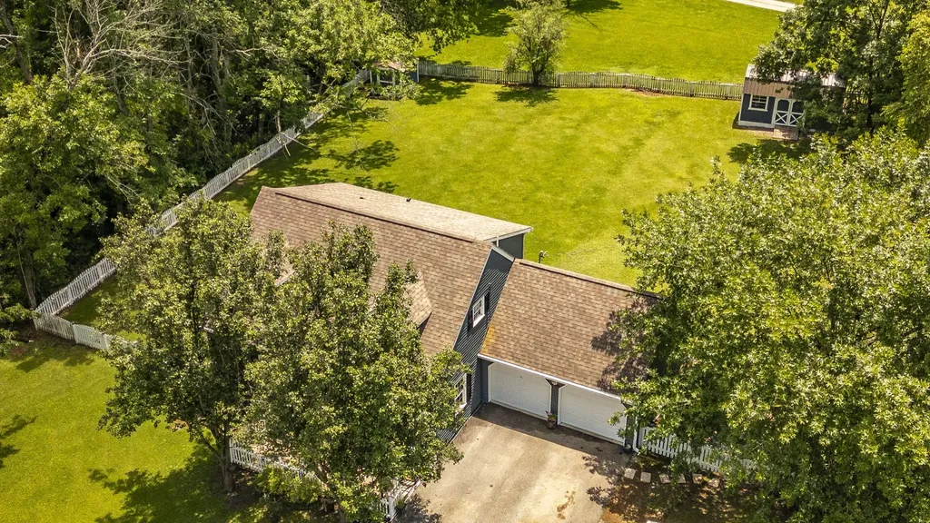 1511 Long Hollow Pike Gallatin TN 37066