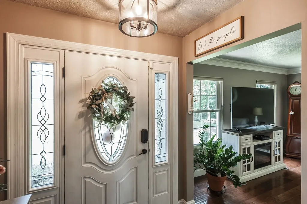 1511 Long Hollow Pike Gallatin TN 37066