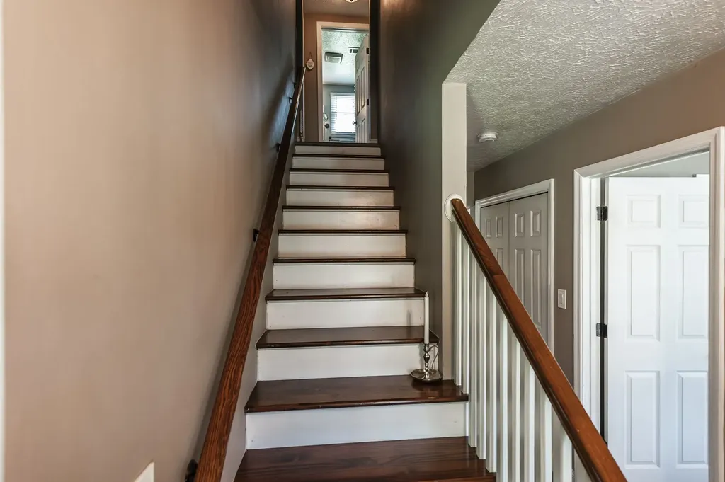 1511 Long Hollow Pike Gallatin TN 37066