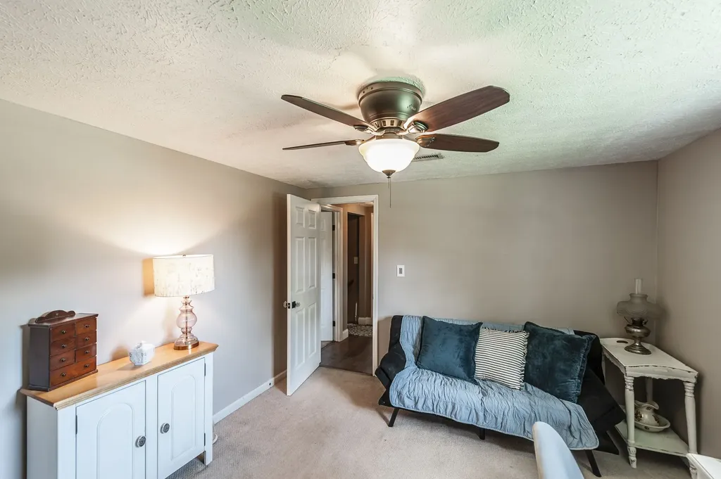1511 Long Hollow Pike Gallatin TN 37066